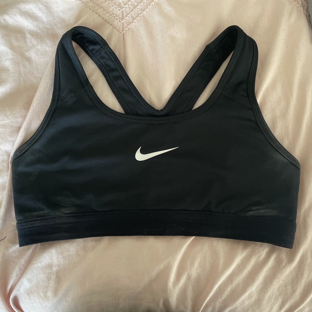 Black Nike sports bra